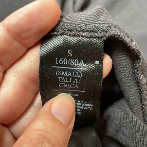 Allsaints Kaa Wave Cut Out Tee, Size S - Picture 9 of 11